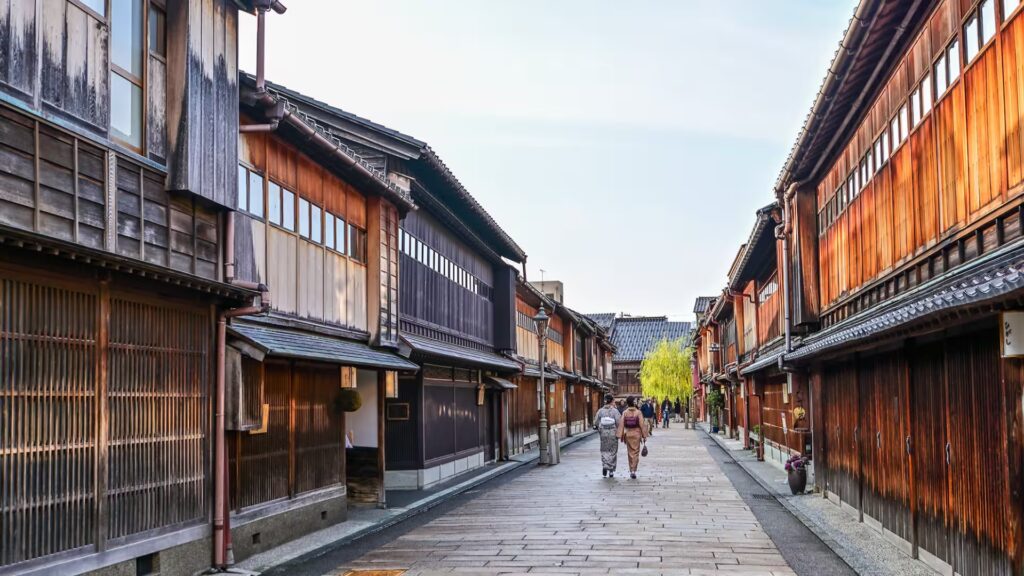 Historic Higashi Chaya District in Kanazawa