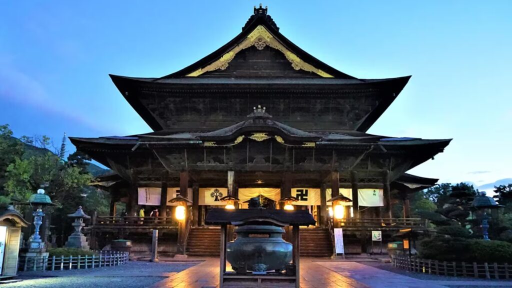 Zenko-ji Temple - A Sacred Pilgrimage Site in Nagano