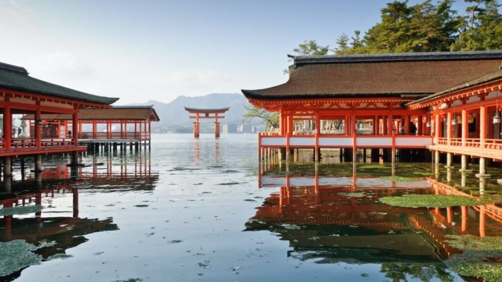 UNESCO World Heritage Itsukushima Shrine in Miyajima