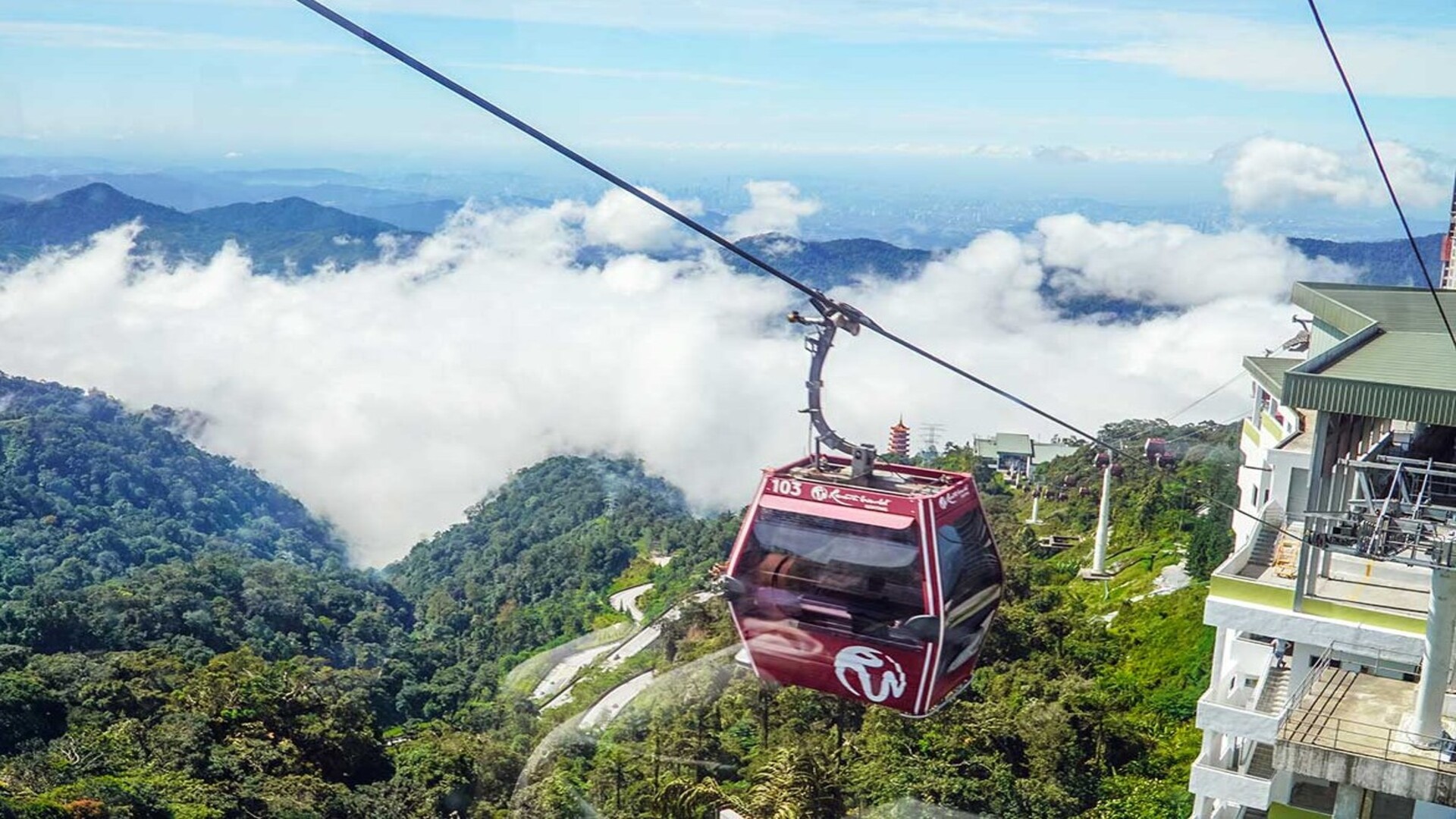 Genting Awana cable car ropeway with team group